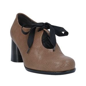 LILIMILL Leather shoes.